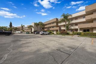 499 Forest Lakes BLVD 110, Naples, FL 34105