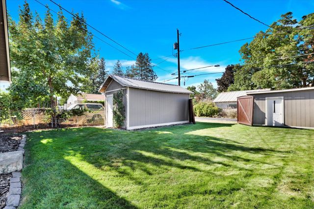 911 E EVERETT St, Spokane, WA 99207