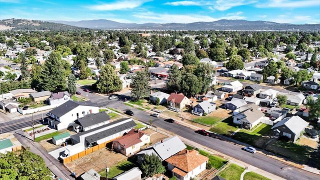 911 E EVERETT St, Spokane, WA 99207