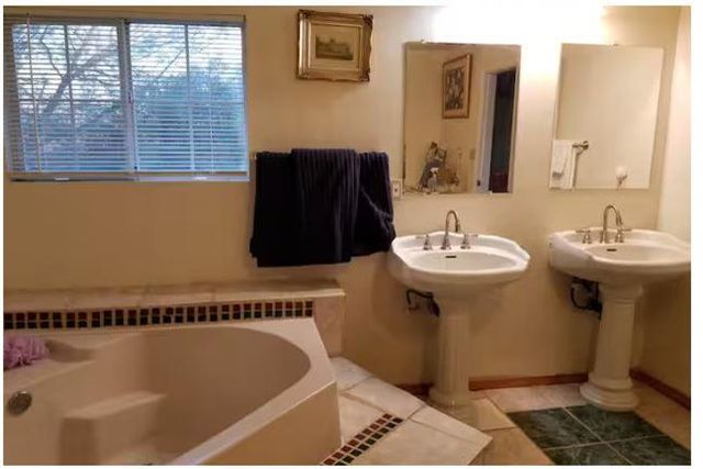 618 Covey Ln, Valley Springs, CA 95252