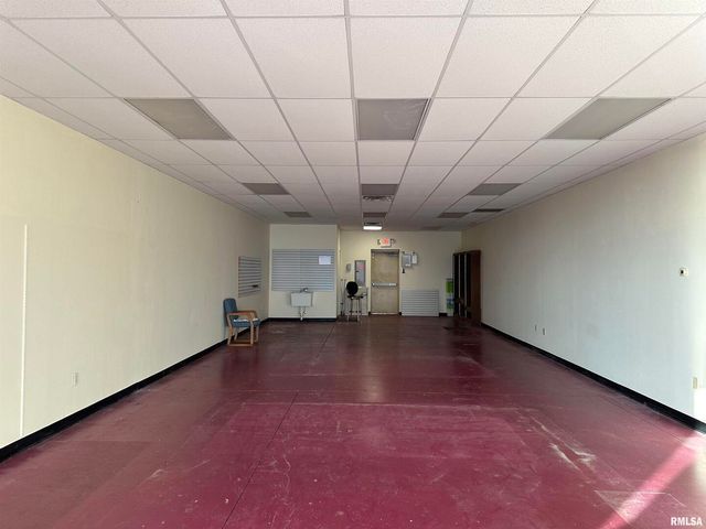 3502 W Kimberly Rd Road Suite 3, Davenport, IA 52806