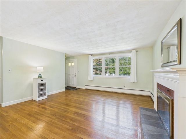 121 Prospect St, Canton, MA 02021