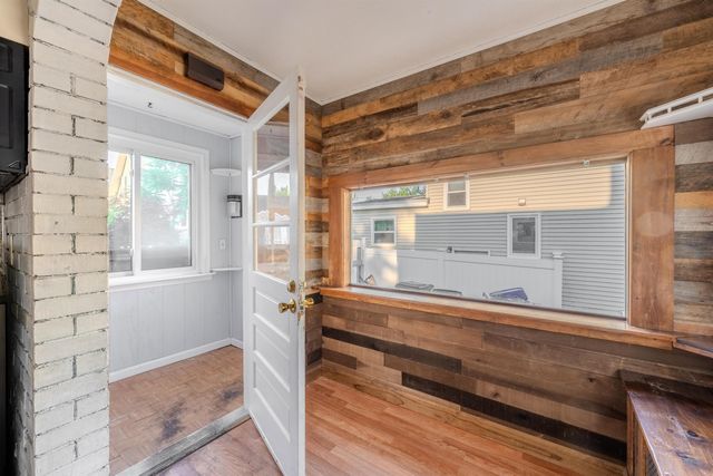 157 Cilley Road, Manchester, NH 03103