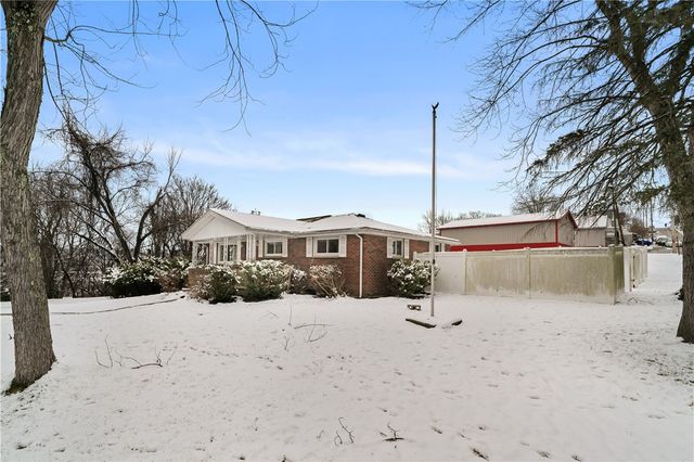 707 Clark Ave, Jeannette, PA 15644