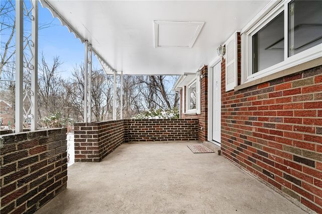 707 Clark Ave, Jeannette, PA 15644