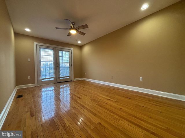 1122 W HAMBURG ST, Baltimore, MD 21230