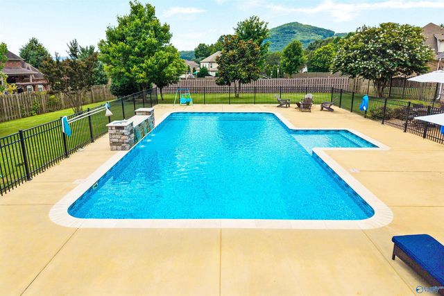 6 Hadley Hill Lane SE, Gurley, AL 35748
