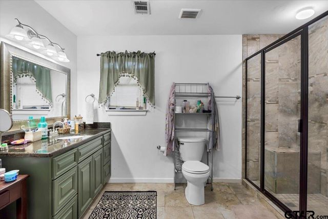 2631 Amy Ln, Tyler, TX 75701