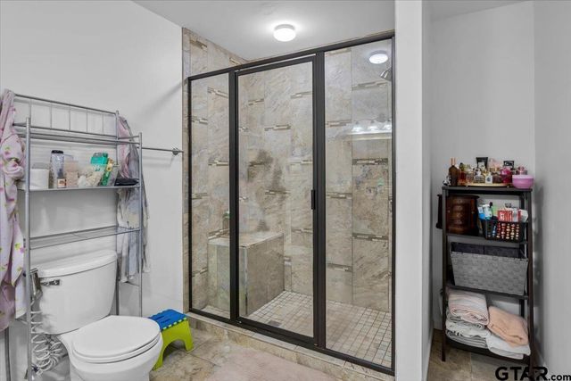 2631 Amy Ln, Tyler, TX 75701