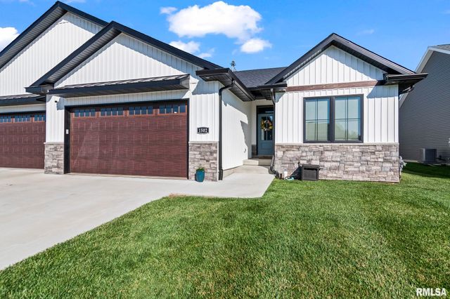 1502 DEARBORN Drive, Springfield, IL 62711