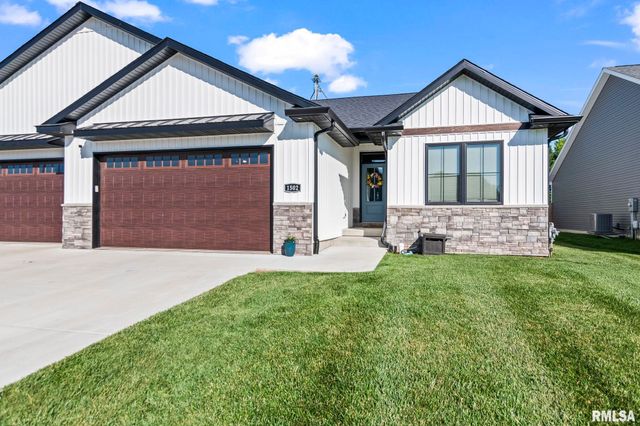 1502 DEARBORN Drive, Springfield, IL 62711