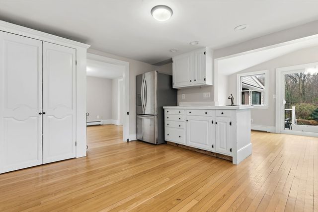 54 Rabbit Rd, Salisbury, MA 01952