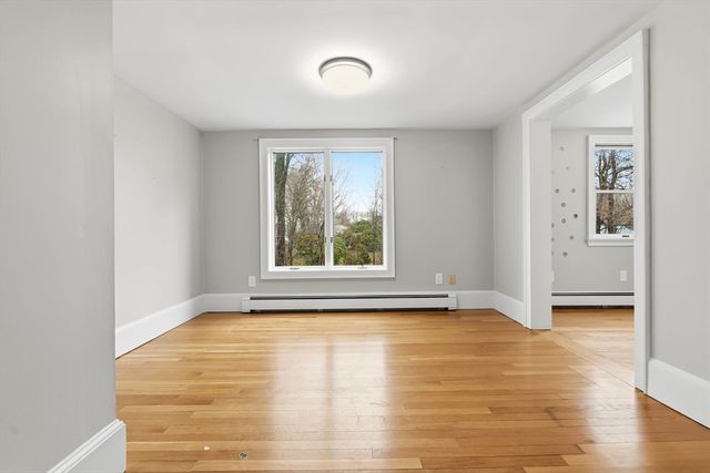 54 Rabbit Rd, Salisbury, MA 01952