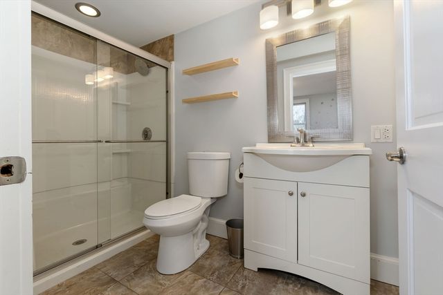 54 Rabbit Rd, Salisbury, MA 01952