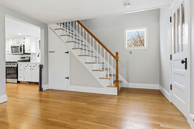 54 Rabbit Rd, Salisbury, MA 01952