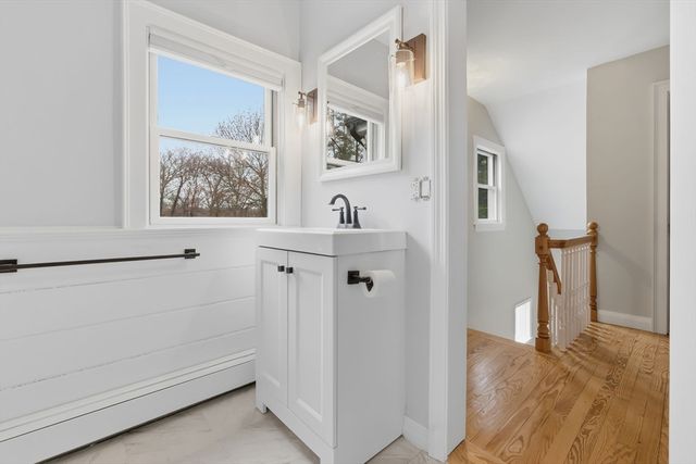 54 Rabbit Rd, Salisbury, MA 01952