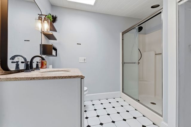 54 Rabbit Rd, Salisbury, MA 01952