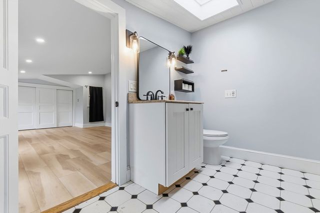54 Rabbit Rd, Salisbury, MA 01952