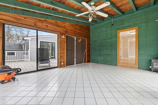 54 Rabbit Rd, Salisbury, MA 01952
