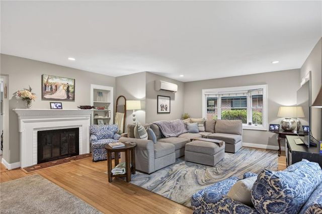 6216 Powhatan AVE, Norfolk, VA 23508