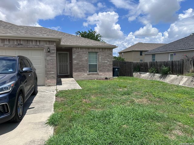 3040 PINE VALLEY DR, New Braunfels, TX 78130