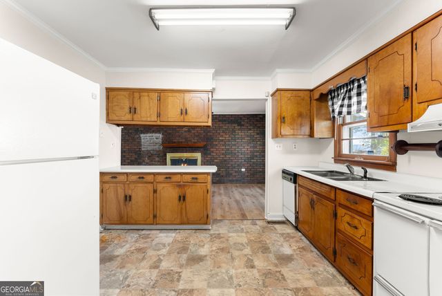 55 Maurice Way, Lavonia, GA 30553