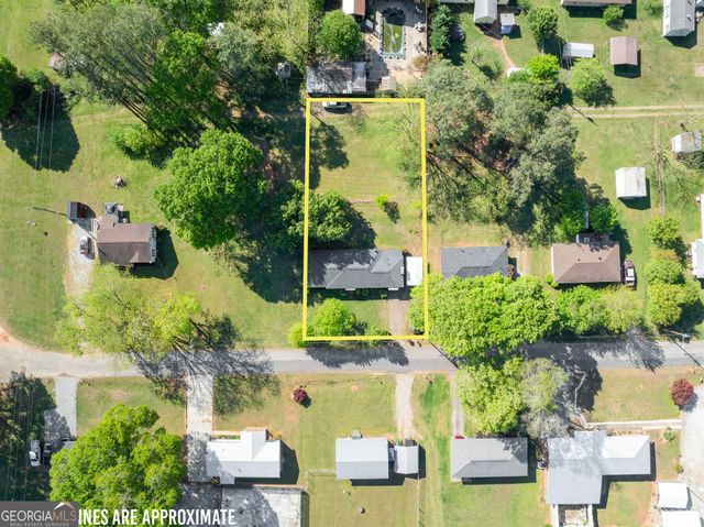55 Maurice Way, Lavonia, GA 30553