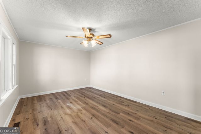 55 Maurice Way, Lavonia, GA 30553
