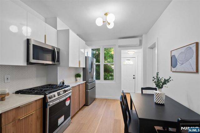 110 Maple 1, Weehawken, NJ 07086
