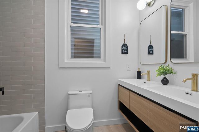 110 Maple 1, Weehawken, NJ 07086