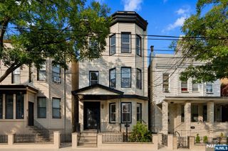 110 Maple 1, Weehawken, NJ 07086