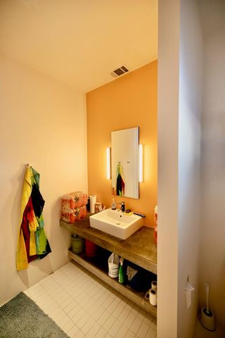 121 W Lincoln St, Marfa, TX 79843