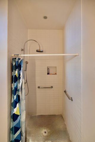 121 W Lincoln St, Marfa, TX 79843