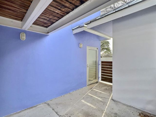 121 W Lincoln St, Marfa, TX 79843