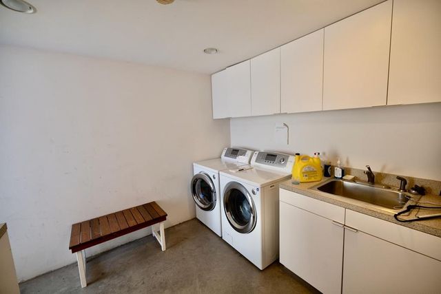 121 W Lincoln St, Marfa, TX 79843