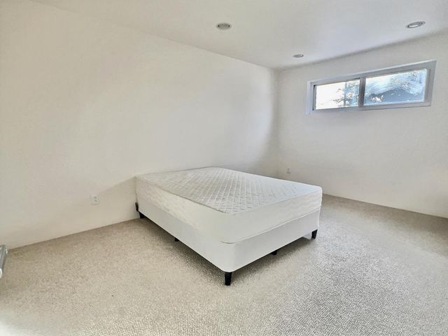 121 W Lincoln St, Marfa, TX 79843