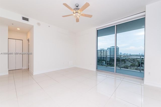 7901 Hispanola Ave 1012, North Bay Village, FL 33141