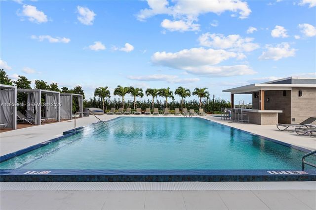 7901 Hispanola Ave 1012, North Bay Village, FL 33141