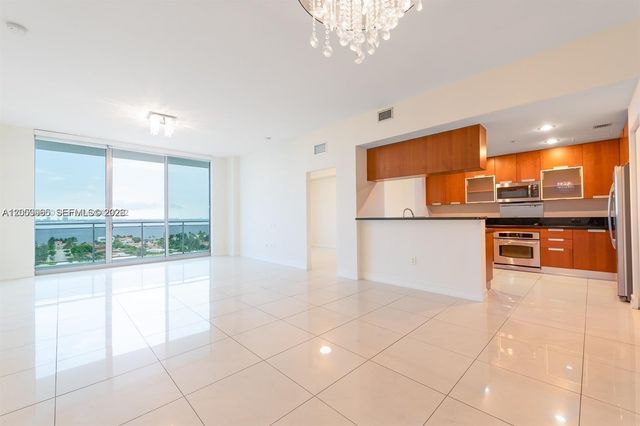 7901 Hispanola Ave 1012, North Bay Village, FL 33141