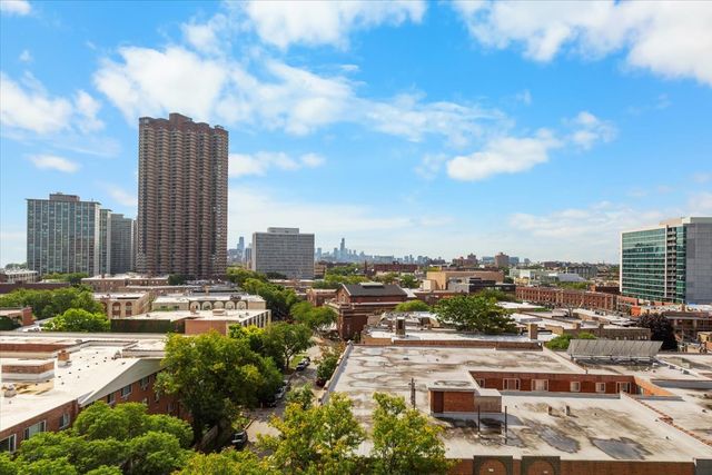 3900 N PINE GROVE Avenue 910, Chicago, IL 60613