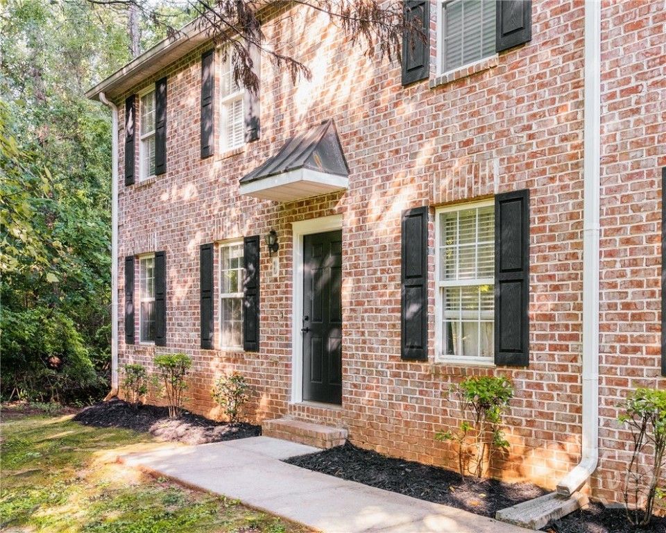 860 Mitchell Bridge Road 8, Athens, GA 30606
