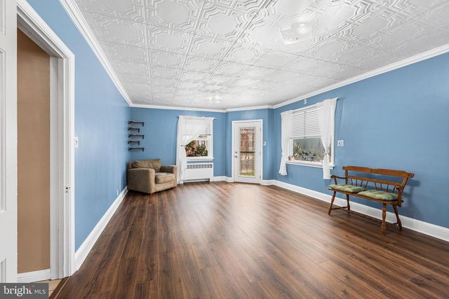 24 SYCAMORE ST, Hellertown, PA 18055