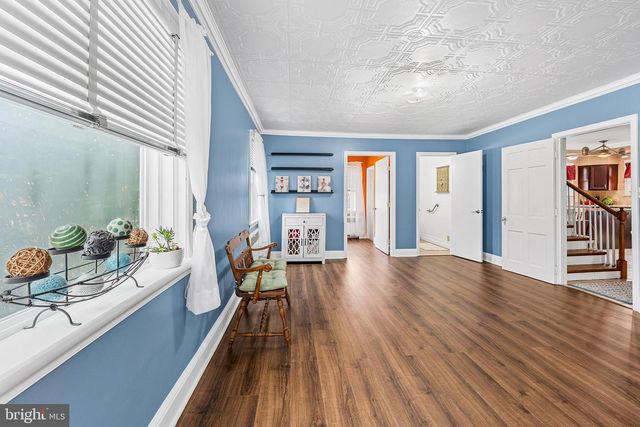 24 SYCAMORE ST, Hellertown, PA 18055
