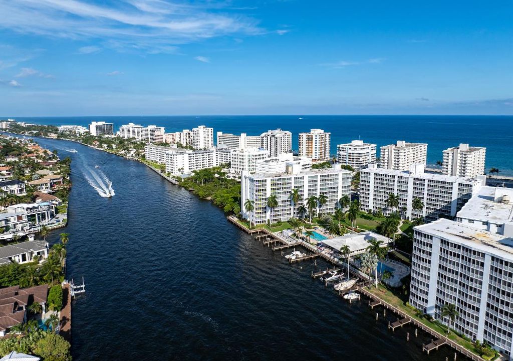 Image 3 of property listing at 3300 S Ocean Boulevard 618-C, Highland Beach, FL 33487