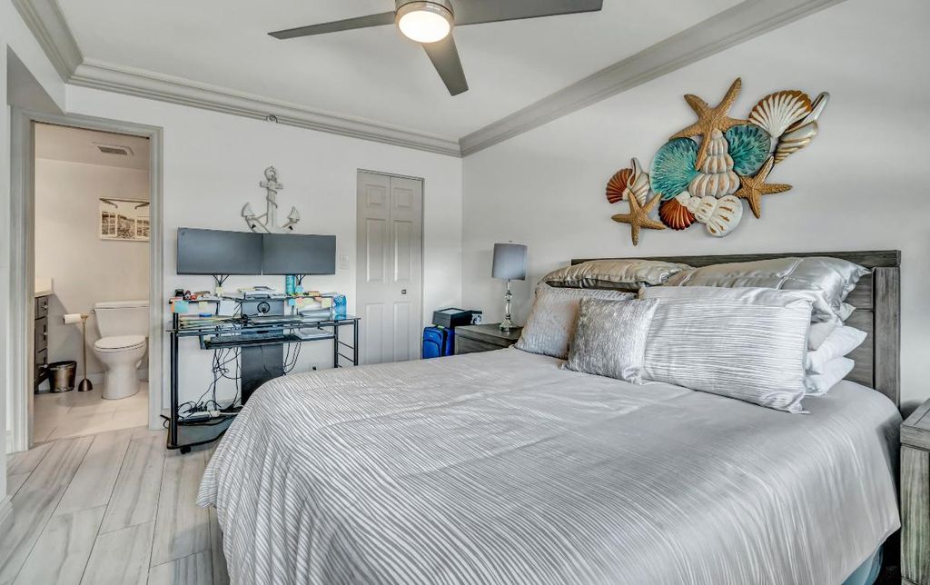 Image 43 of property listing at 3300 S Ocean Boulevard 618-C, Highland Beach, FL 33487