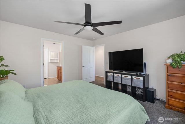 5901 Colorado Avenue SE, Lacey, WA 98513