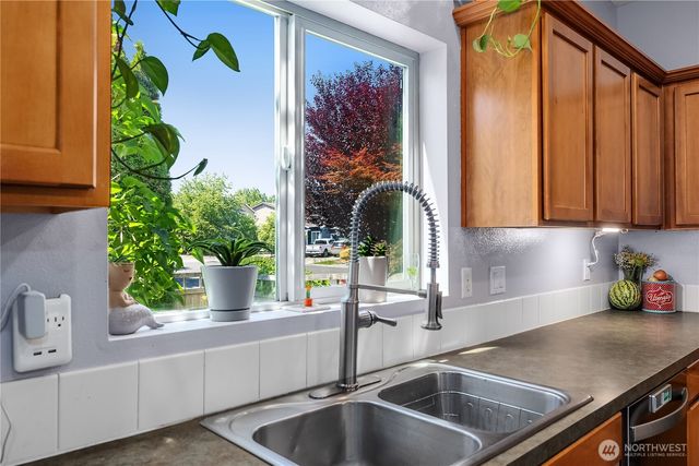 5901 Colorado Avenue SE, Lacey, WA 98513