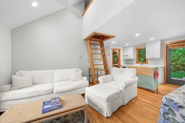 78 High Street, Barnstable, MA 02635