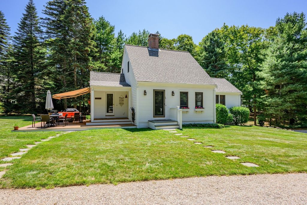 78 High Street, Barnstable, MA 02635
