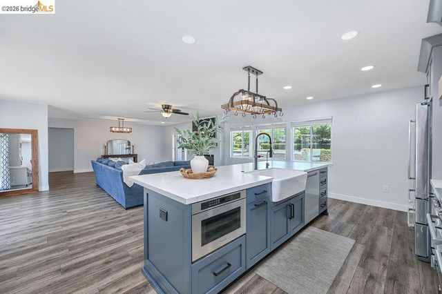 1601 Apricot Way, Brentwood, CA 94513
